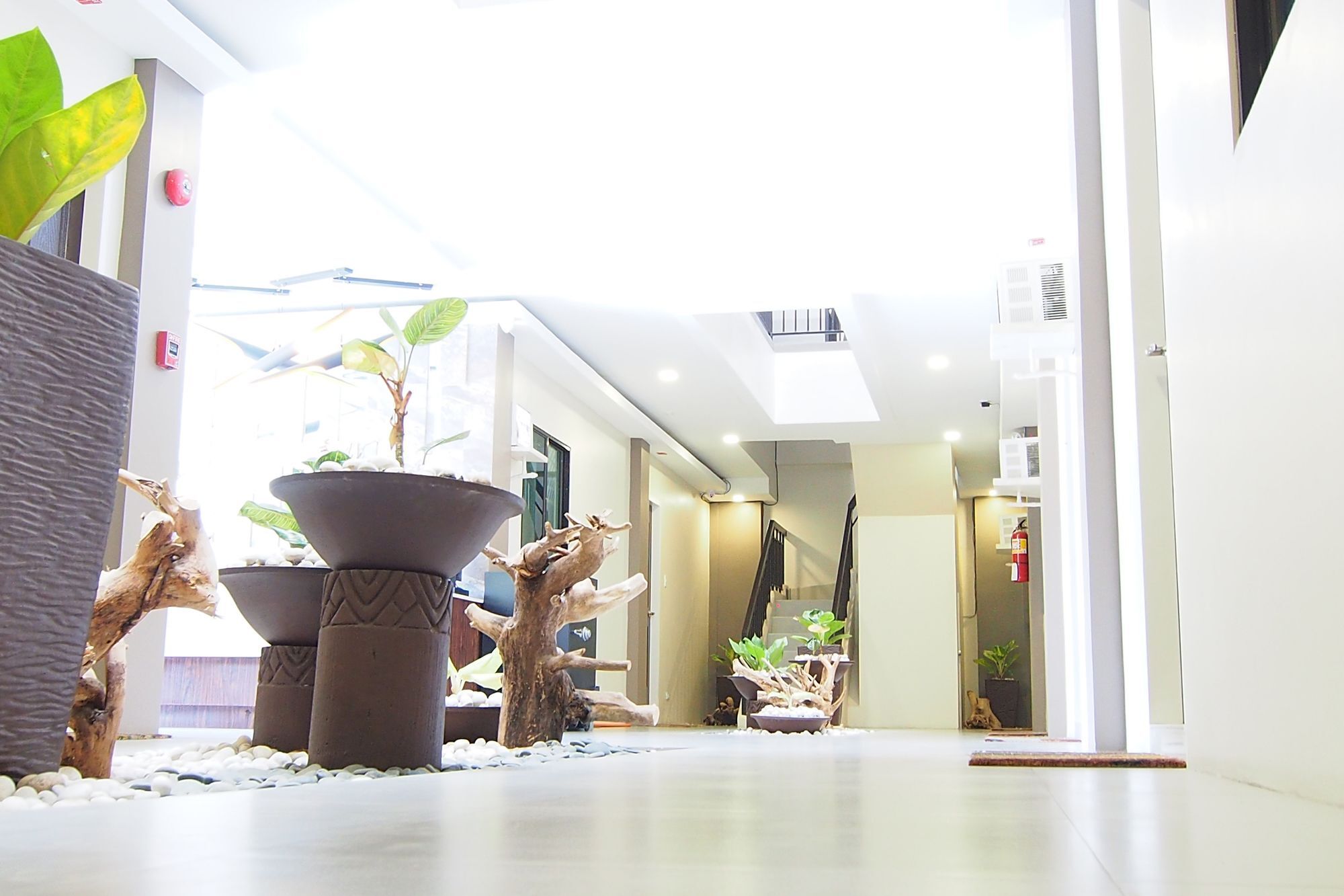 Marton Suites Davao City Extérieur photo